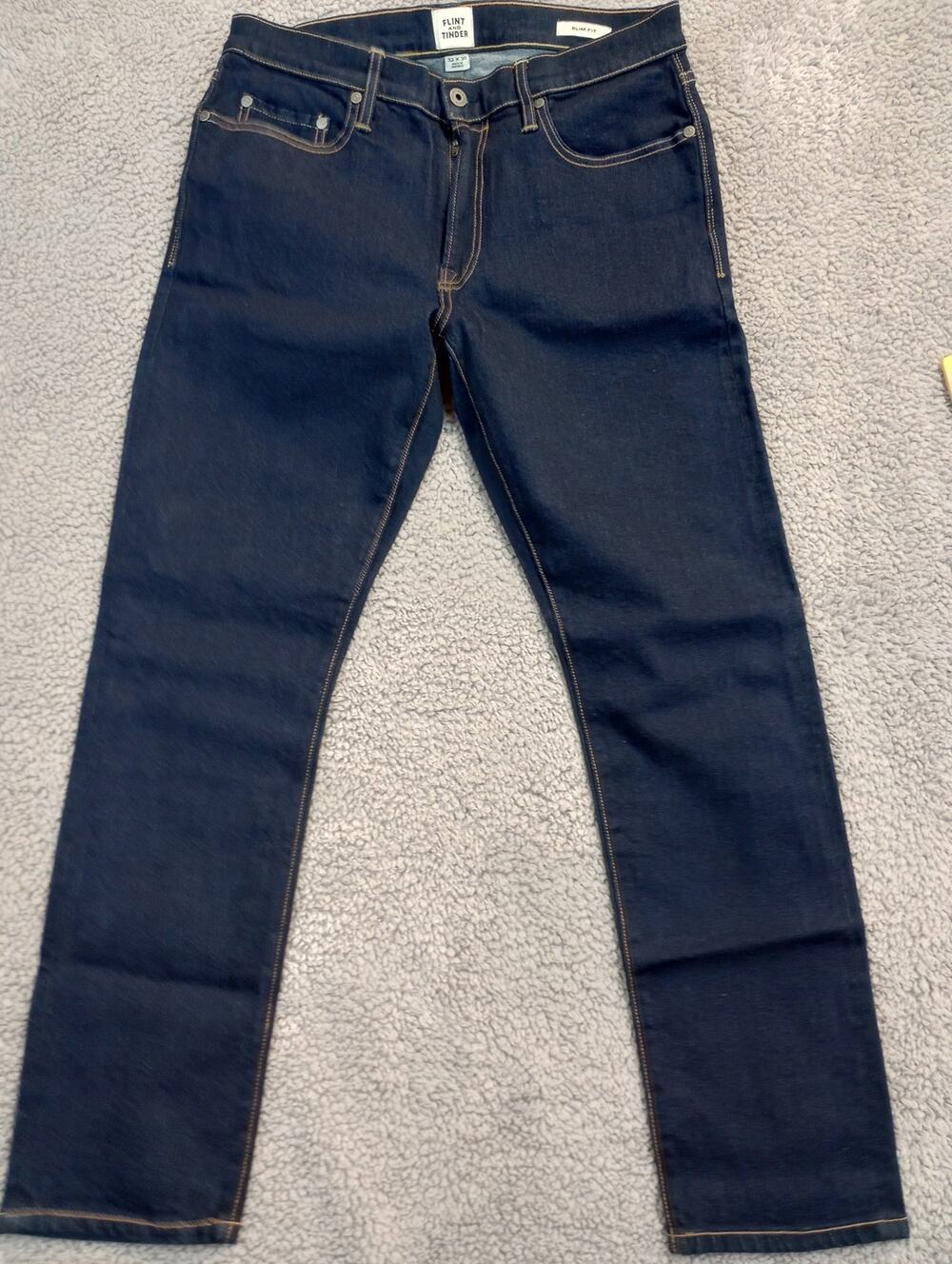 NWT Flint and Tinder Men's Jeans Size 32x30 Dark Wash Slim Fit (0979)